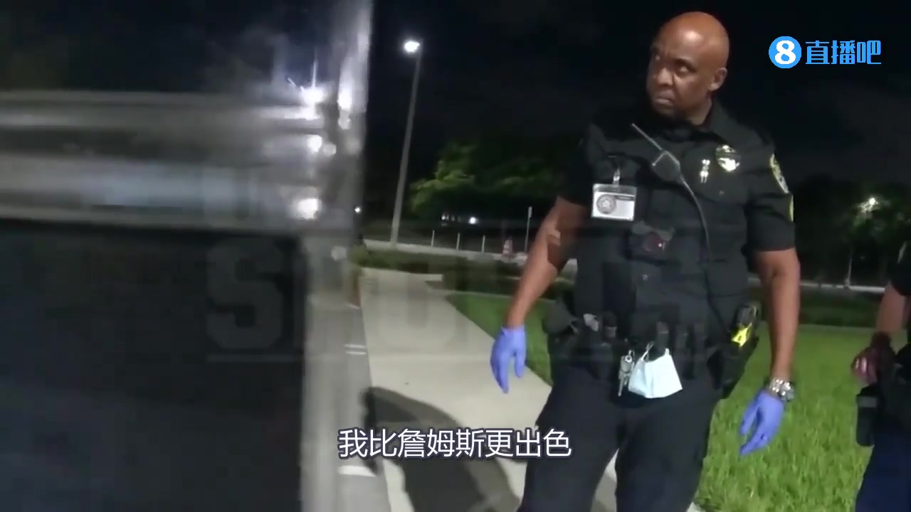 德隆蒂-韦斯特在警局门口闹事被捕：大喊自己比詹姆斯&乔丹厉害