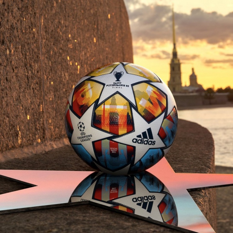 阿迪达斯公布欧冠新用球，将在淘汰赛阶段和决赛中使用