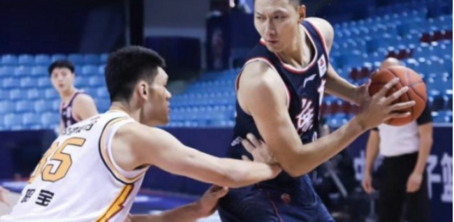 广东男篮当家球员易建联