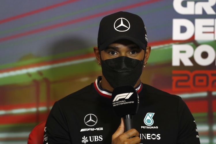 F1车手汉密尔顿谈参与收购切尔西：小时候曾是阿森纳球迷