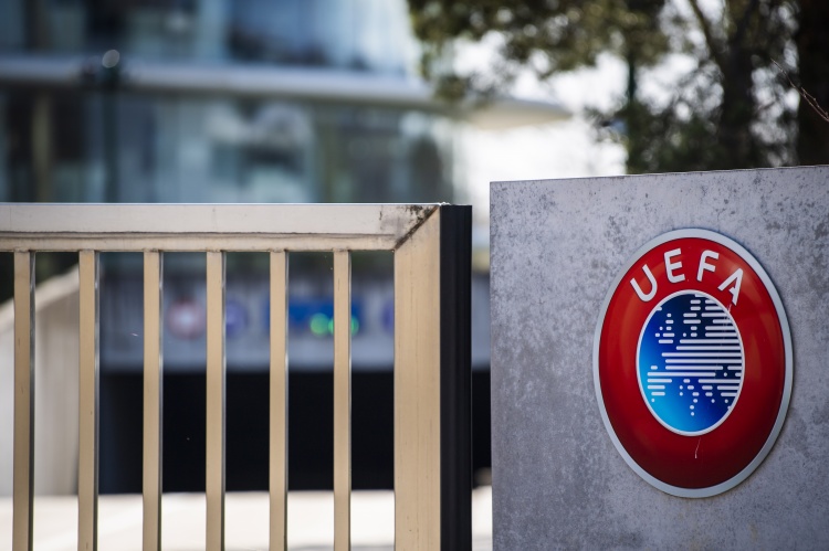 德媒：欧足联为ECA的15家俱乐部提供援助，资金将帮助乌克兰儿童