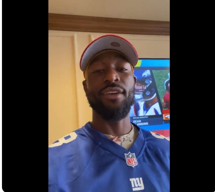 欢迎回家！NFL纽约巨人官推转发沃克观看橄榄球比赛视频