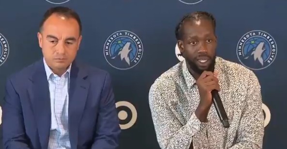 贝弗利：进入NBA后我每年都进季后赛 下赛季也会是这样