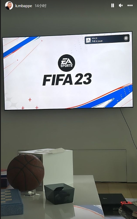 可能匹配到姆总！姆巴佩晒照：FIFA23画面，桌上还摆了个篮球