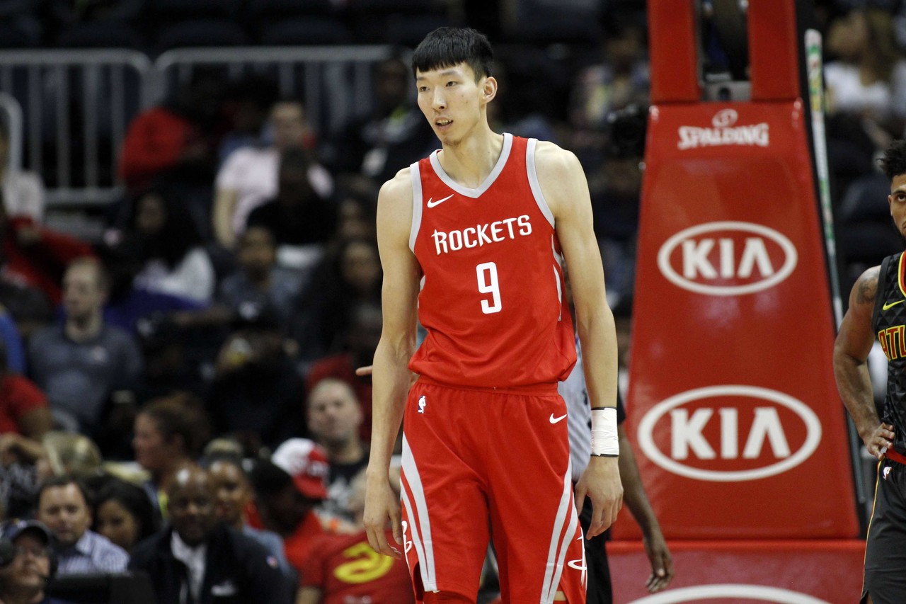 媒体人：若有NBA球队看中周琦 凤凰队将全力支持他追梦