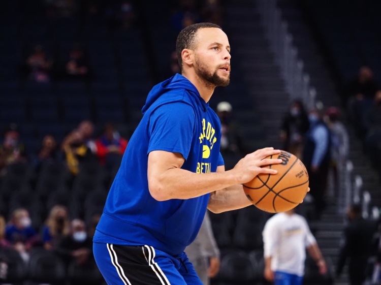 NBA官方:由于掘金阵容不足8人 今日掘金与勇士的比赛将被延期