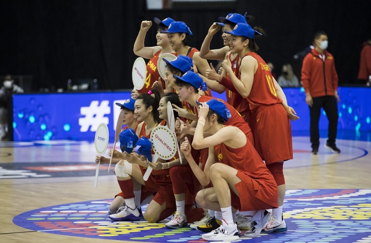 徐杰发博：期待中国女篮的精彩表现 无畏金兰无惧挑战