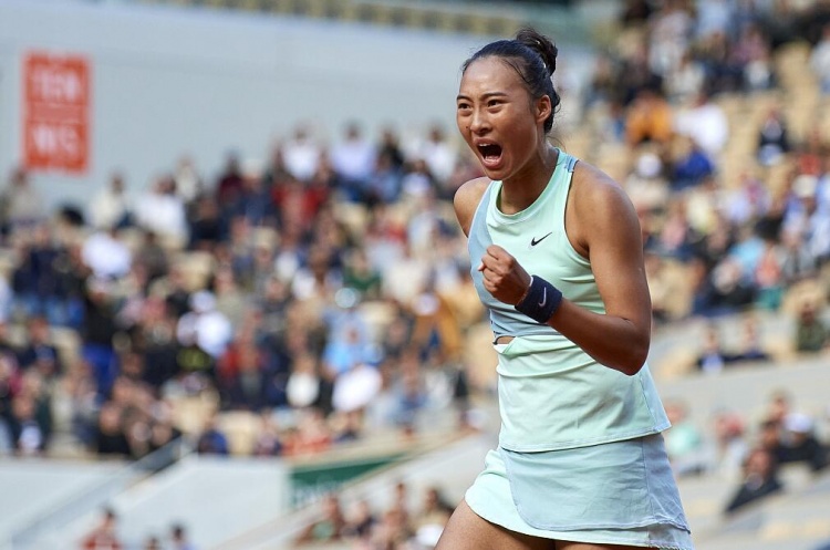 WTA 125瓦伦西亚赛郑钦文苦战2.5小时胜王曦雨 夺生涯最大冠军