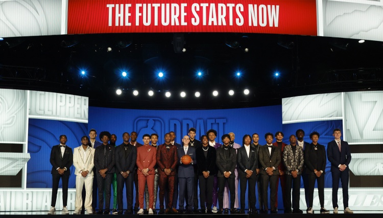 【夜谈会】2022届NBA新秀中 你最期待谁的表现？